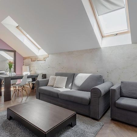 Modern Apartments Close To River Прага Екстер'єр фото