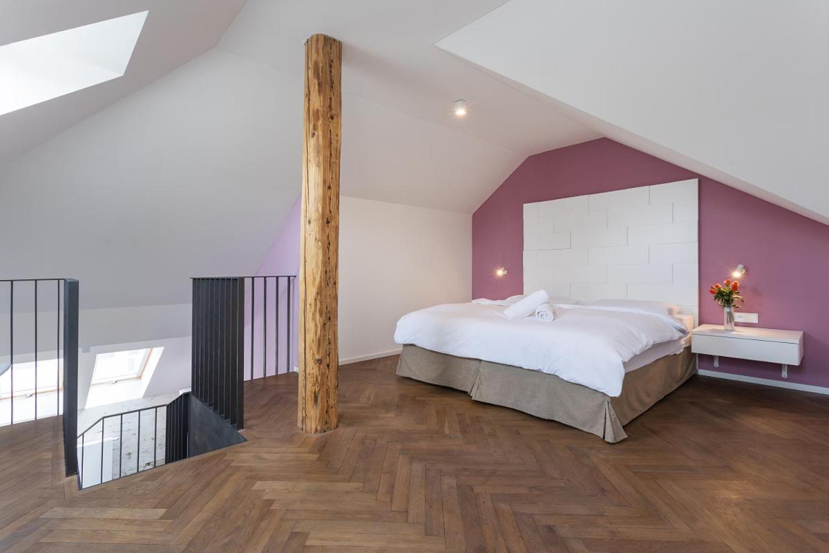 Modern Apartments Close To River Прага Екстер'єр фото